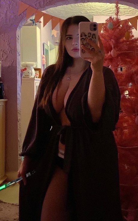 Nacktes geleaktes OnlyFans-Foto von Vanessinator
