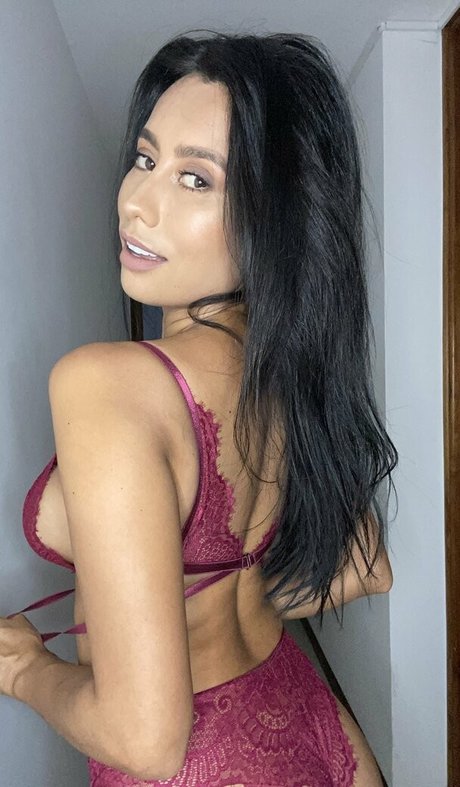 Nacktes geleaktes OnlyFans-Foto von Florabellafree
