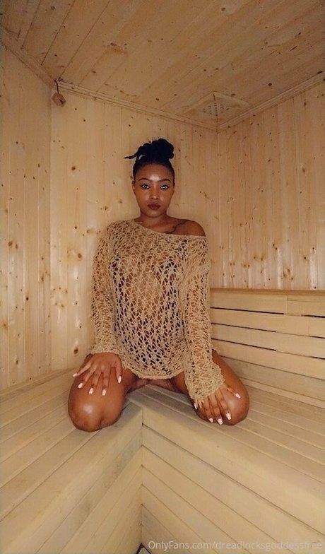 Nacktes geleaktes OnlyFans-Foto von Dreadlocksgoddessfree