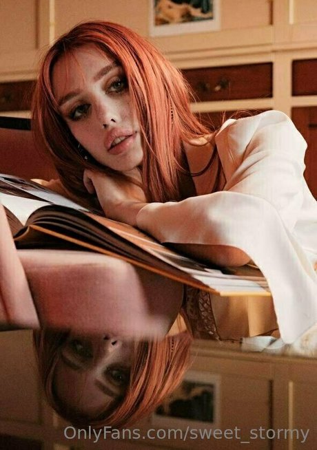 Nacktes geleaktes OnlyFans-Foto von Stormybunny