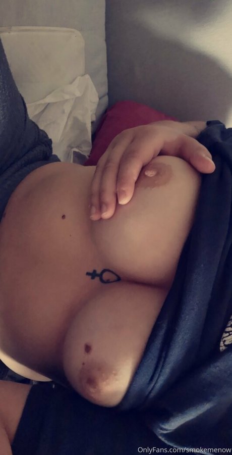 Nacktes geleaktes OnlyFans-Foto von Smokemenow