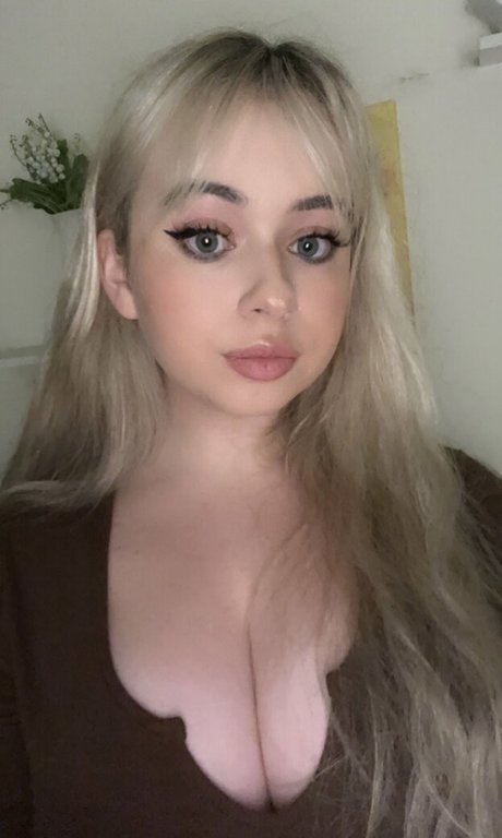 Nacktes geleaktes OnlyFans-Foto von Lilhunnixo
