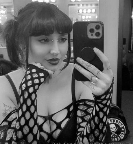 Nacktes geleaktes OnlyFans-Foto von Th3horrorlov3r