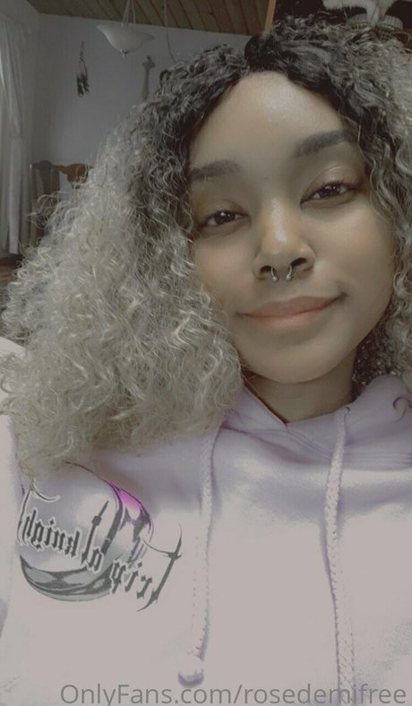 Rosedemifree