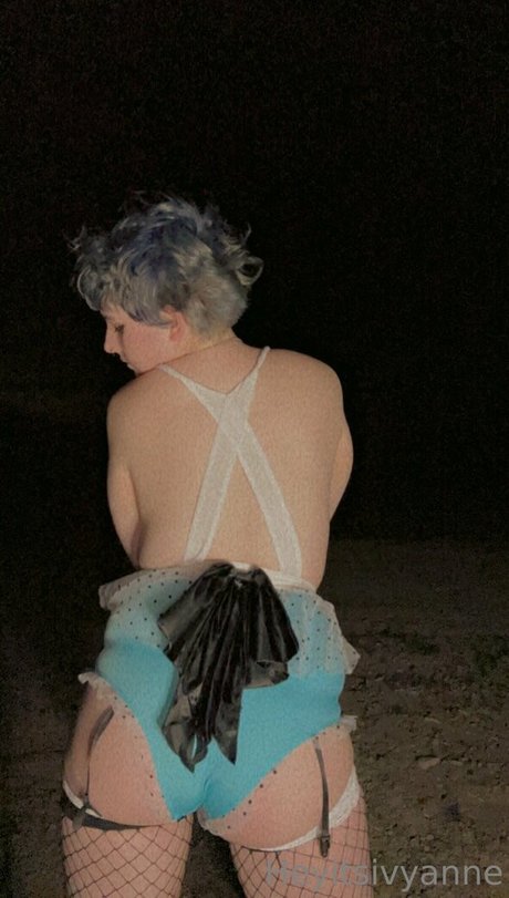 Nacktes geleaktes OnlyFans-Foto von Heyitsivyanne
