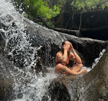 Nacktes geleaktes OnlyFans-Foto von Sydgrows