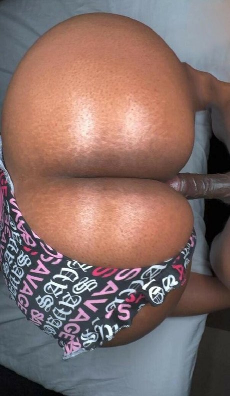 Mimi Curvaceous