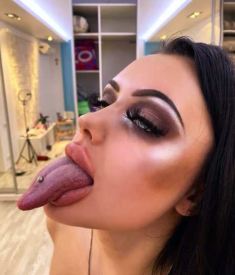 Nacktes geleaktes OnlyFans-Foto von Alison Beth