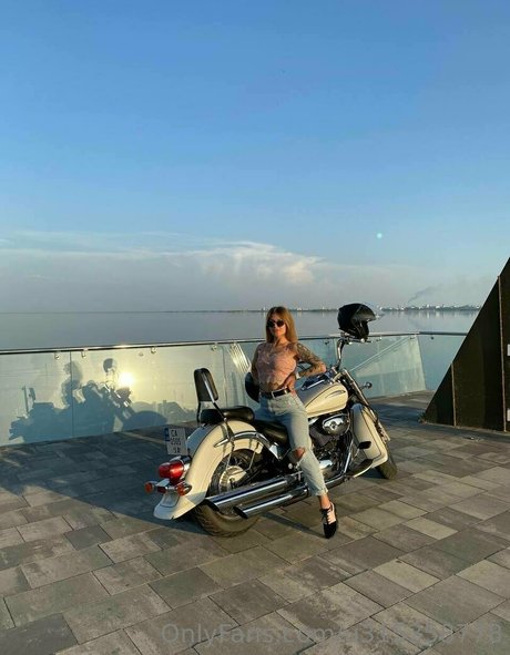 Nacktes geleaktes OnlyFans-Foto von Juliawind