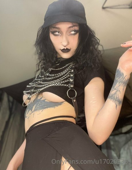 Nacktes geleaktes OnlyFans-Foto von Domtrickzz