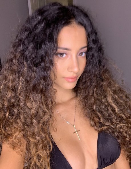 Nacktes geleaktes OnlyFans-Foto von Ally Casper