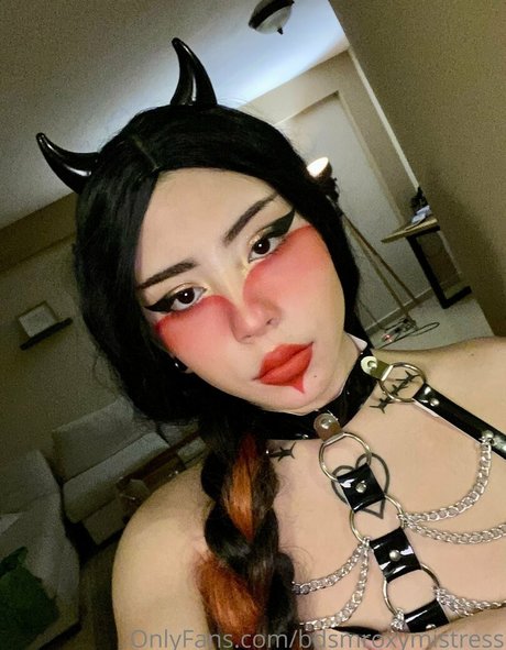 Nacktes geleaktes OnlyFans-Foto von Mistressroxybdsm