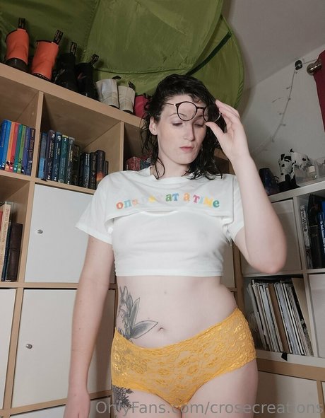 Nacktes geleaktes OnlyFans-Foto von Crosecreations