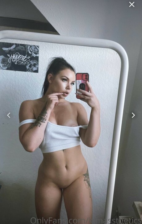 Nacktes geleaktes OnlyFans-Foto von Kimassthetics