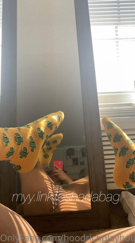 Nacktes geleaktes OnlyFans-Foto von Hoodrichplayhouse