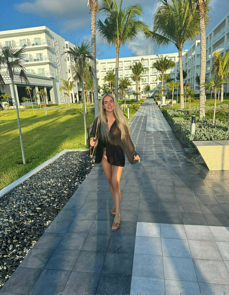 Nacktes geleaktes OnlyFans-Foto von Lunalustofficial