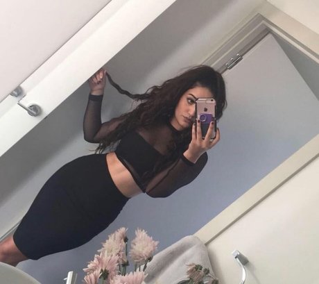 Nacktes geleaktes OnlyFans-Foto von Tamara Rose Zidan