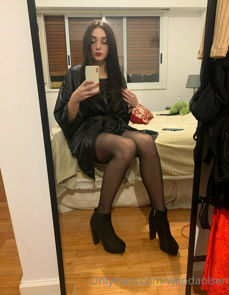 Nacktes geleaktes OnlyFans-Foto von Wandaolsen