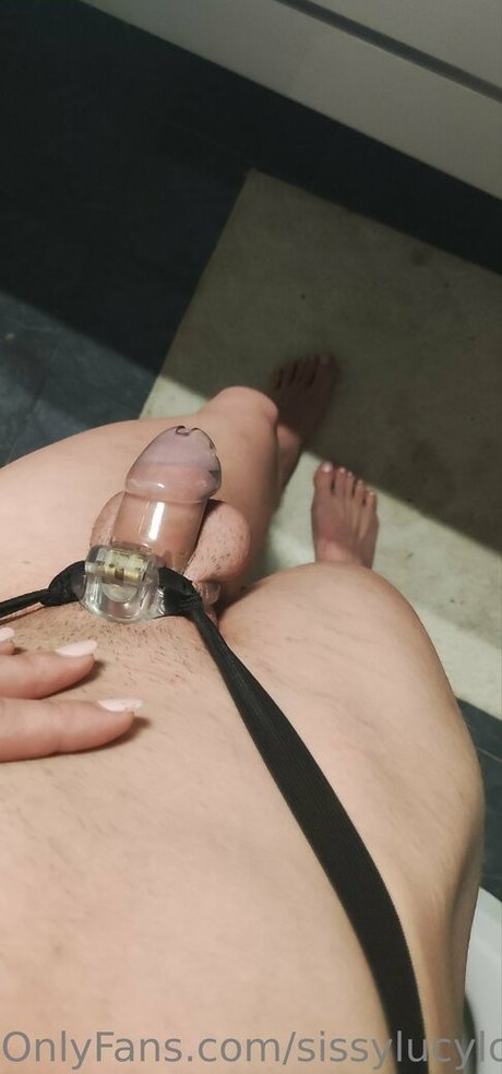 Nacktes geleaktes OnlyFans-Foto von Sissylucylove