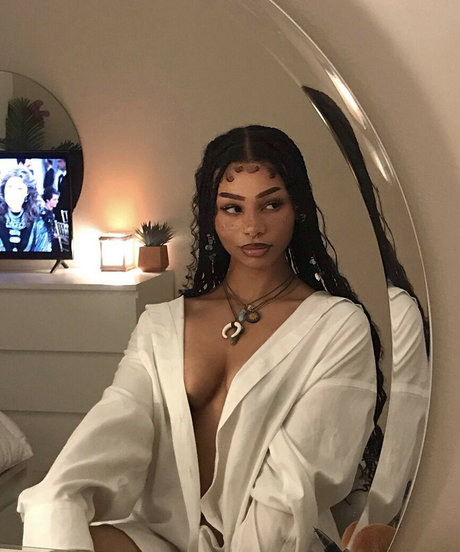 Nacktes geleaktes OnlyFans-Foto von Selwrite