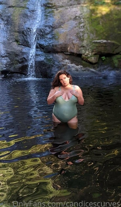 Nacktes geleaktes OnlyFans-Foto von Candicescurves