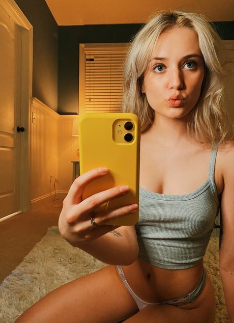 Scarlettnior