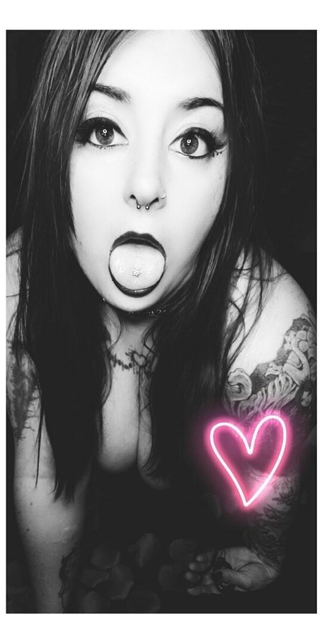 Nacktes geleaktes OnlyFans-Foto von Paradox5683