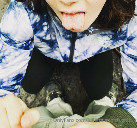 Nacktes geleaktes OnlyFans-Foto von Effywhitegratuit