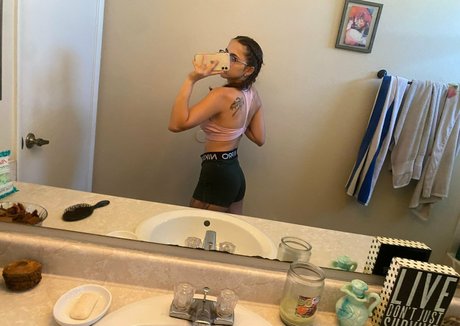Nacktes geleaktes OnlyFans-Foto von Animegirlie