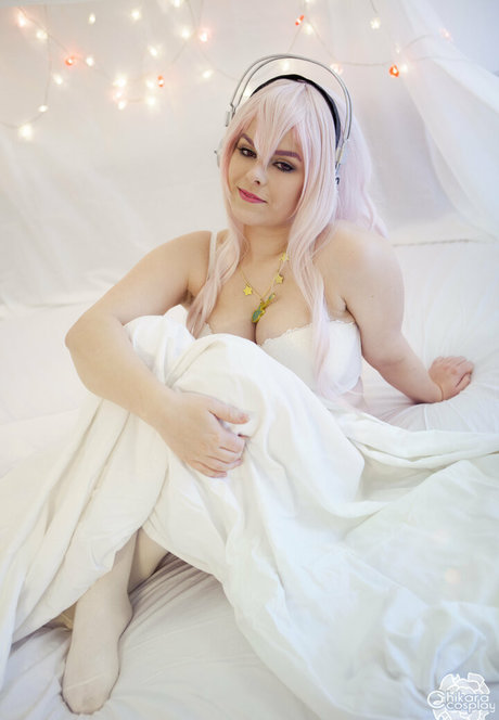 Nacktes geleaktes OnlyFans-Foto von Chikaracosplay