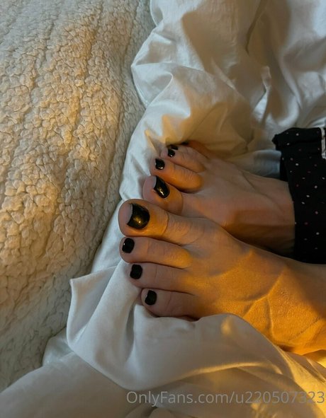 Nacktes geleaktes OnlyFans-Foto von Flirtypaws