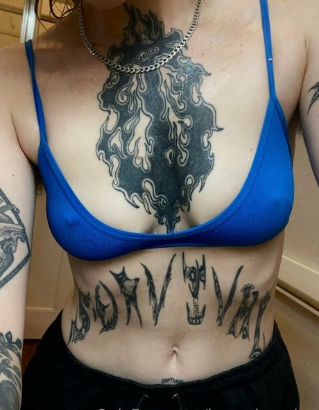 Nacktes geleaktes OnlyFans-Foto von Lavenderquinn