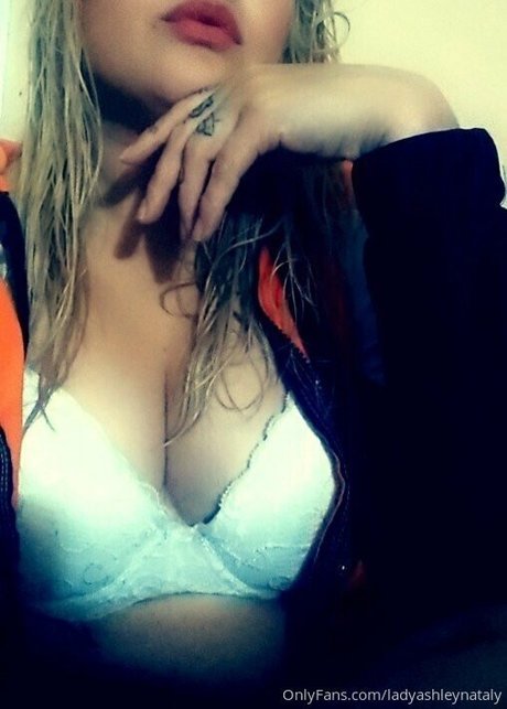 Nacktes geleaktes OnlyFans-Foto von Exoticalphagirl