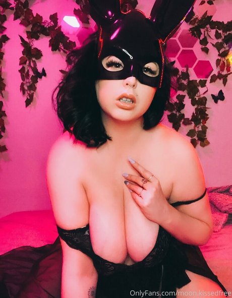 Nacktes geleaktes OnlyFans-Foto von Bigtitttygffree