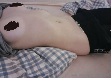 Nacktes geleaktes OnlyFans-Foto von Milkycazzie