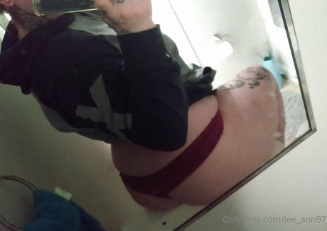 Nacktes geleaktes OnlyFans-Foto von Leeann97