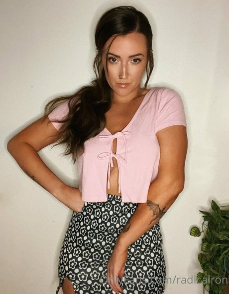 Nacktes geleaktes OnlyFans-Foto von Radicalron