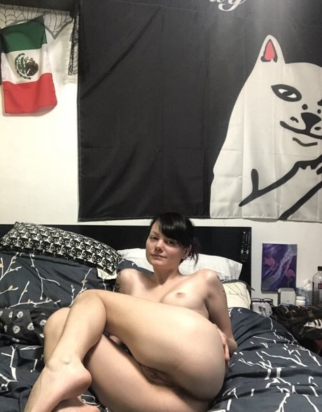Nacktes geleaktes OnlyFans-Foto von Skyla Rayne