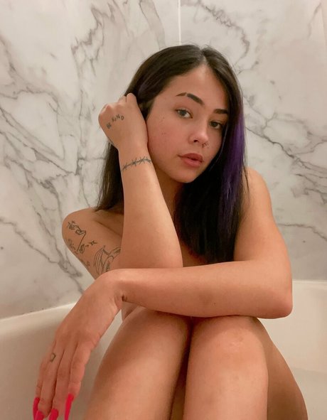 Nacktes geleaktes OnlyFans-Foto von Bectheebarbie