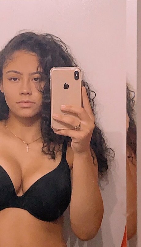 Nacktes geleaktes OnlyFans-Foto von Yamiflex