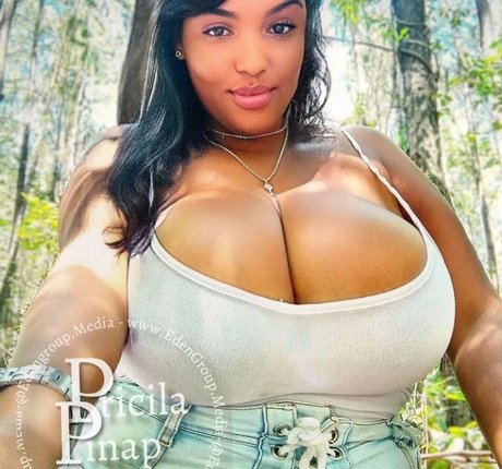Nacktes geleaktes OnlyFans-Foto von Pricila Pinap