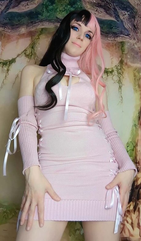 Nacktes geleaktes OnlyFans-Foto von Little Finch