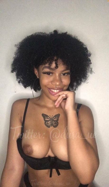 Nacktes geleaktes OnlyFans-Foto von Prettydusa