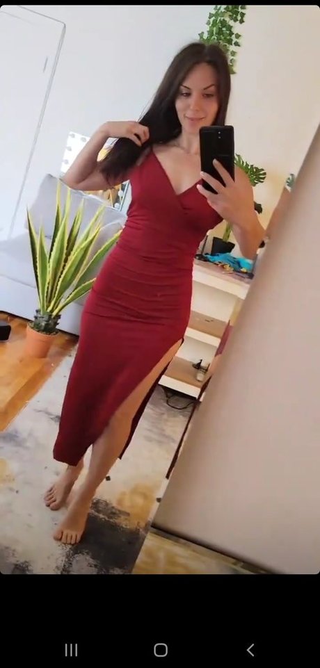 Nacktes geleaktes OnlyFans-Foto von Ciny Looney