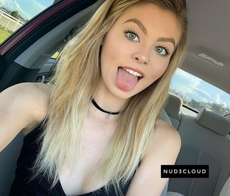 Nacktes geleaktes OnlyFans-Foto von Chloe Mettenbrink