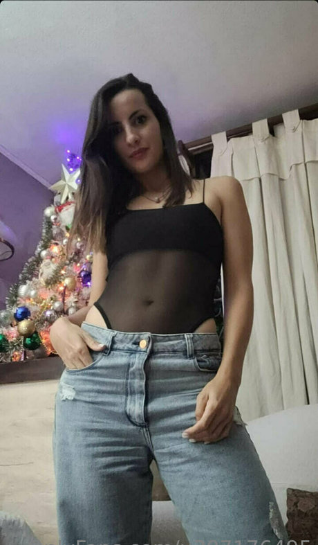 Nacktes geleaktes OnlyFans-Foto von Ourlittlesecretluna
