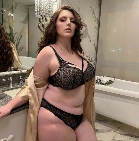Nacktes geleaktes OnlyFans-Foto von Kelley J