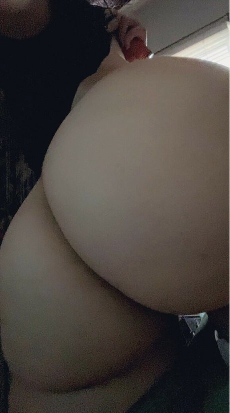 Nacktes geleaktes OnlyFans-Foto von Nessahvert