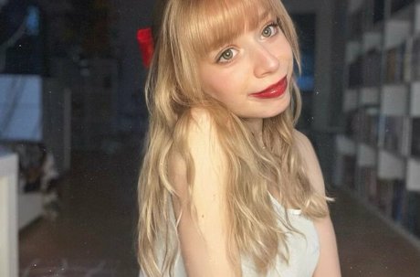 Nacktes geleaktes OnlyFans-Foto von Legendluna