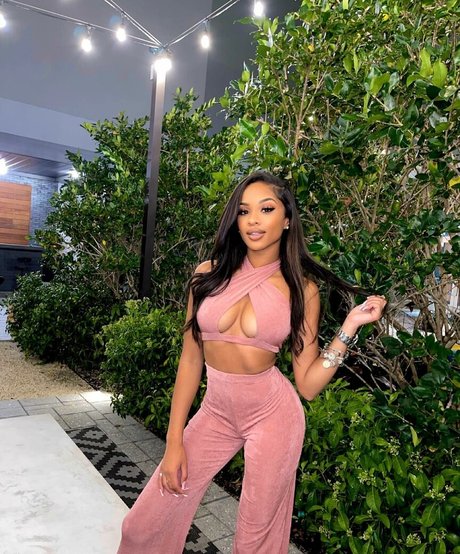 Nacktes geleaktes OnlyFans-Foto von Breann Llewelyn